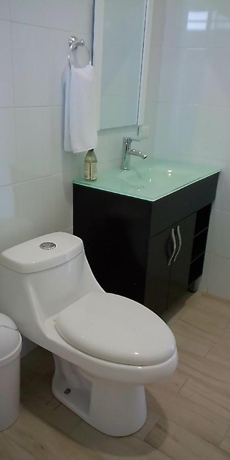 Hotelito Inn Aeropuerto Santa Anita  外观 照片