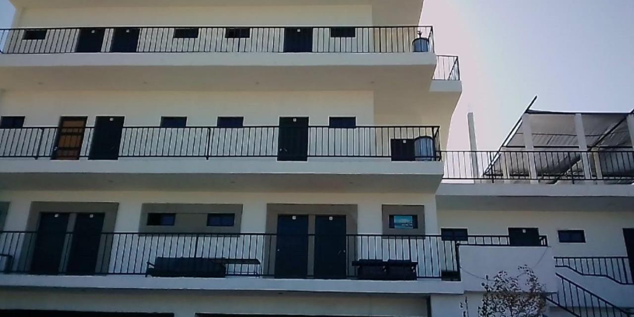 Hotelito Inn Aeropuerto Santa Anita  外观 照片